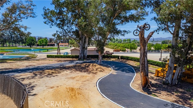 Detail Gallery Image 46 of 75 For 26465 Douglas Ave, Murrieta,  CA 92562 - 6 Beds | 8/5 Baths