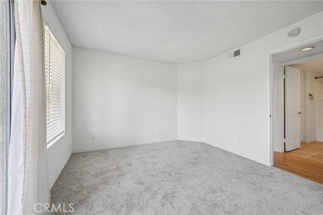 Detail Gallery Image 15 of 39 For 1995 Las Colinas Cir #307,  Corona,  CA 92879 - 2 Beds | 2 Baths
