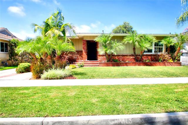 2709 Iroquois Avenue, Long Beach, California 90815, 4 Bedrooms Bedrooms, ,2 BathroomsBathrooms,Single Family Residence,For Sale,Iroquois,IN16196408