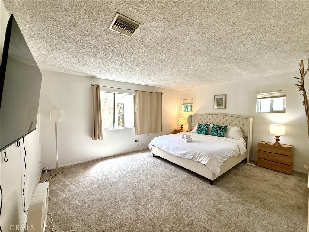 MLS #OC25247673 image #25