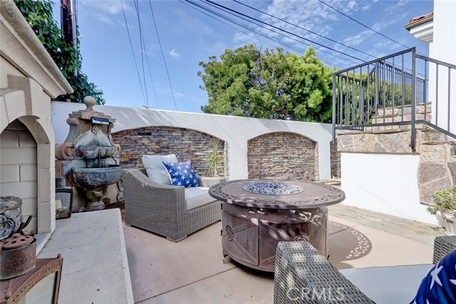 441 Avenue E, Redondo Beach, California 90277, 5 Bedrooms Bedrooms, ,4 BathroomsBathrooms,Residential,Sold,Avenue E,SB22100655