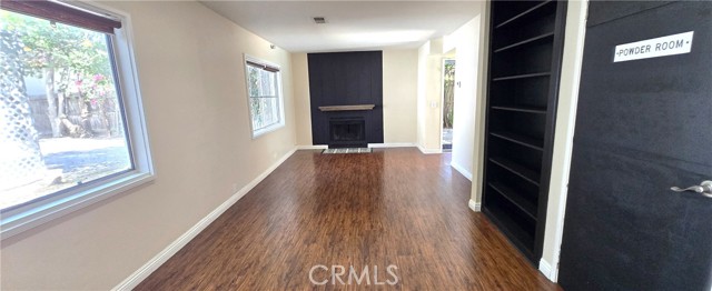 Detail Gallery Image 3 of 19 For 12742 Landale St, Studio City,  CA 91604 - 2 Beds | 2 Baths