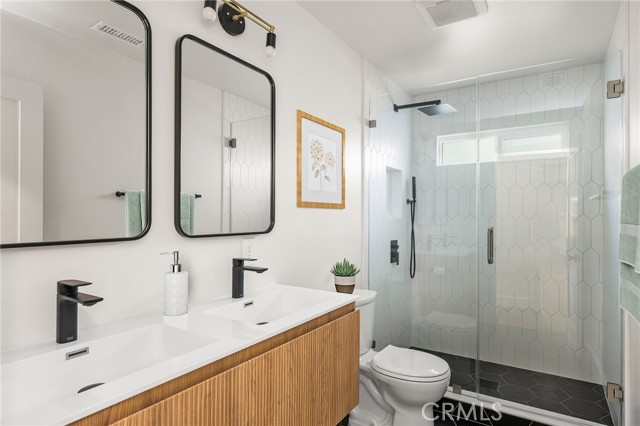 Detail Gallery Image 10 of 21 For 533 N Cambridge St, Orange,  CA 92867 - 3 Beds | 2 Baths