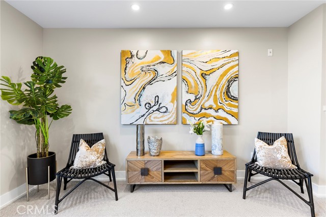 Detail Gallery Image 11 of 32 For 460 N Palm Dr #105,  Beverly Hills,  CA 90210 - 2 Beds | 2/1 Baths