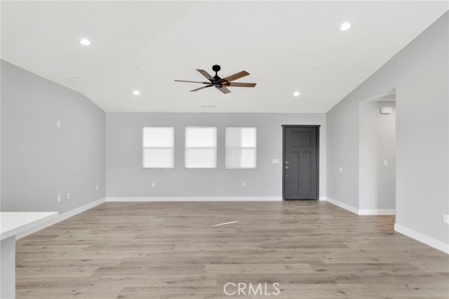 Detail Gallery Image 13 of 39 For 21533 Del Oro Rd, Apple Valley,  CA 92307 - 4 Beds | 2/1 Baths