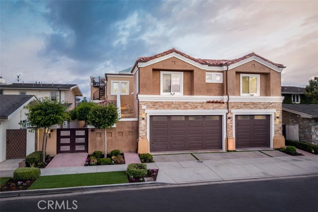 Detail Gallery Image 3 of 75 For 409 Morning Star, Newport Beach,  CA 92660 - 5 Beds | 5/1 Baths