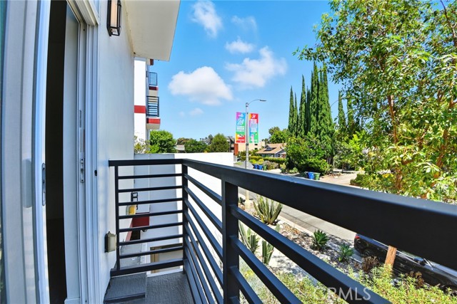 Detail Gallery Image 16 of 31 For 4461 Tujunga Ave #101,  Studio City,  CA 91602 - 3 Beds | 3 Baths