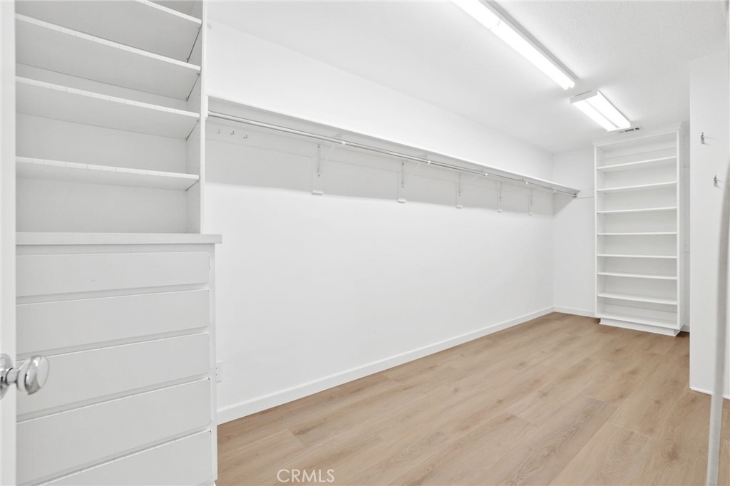 MLS #NP25258760 image #36