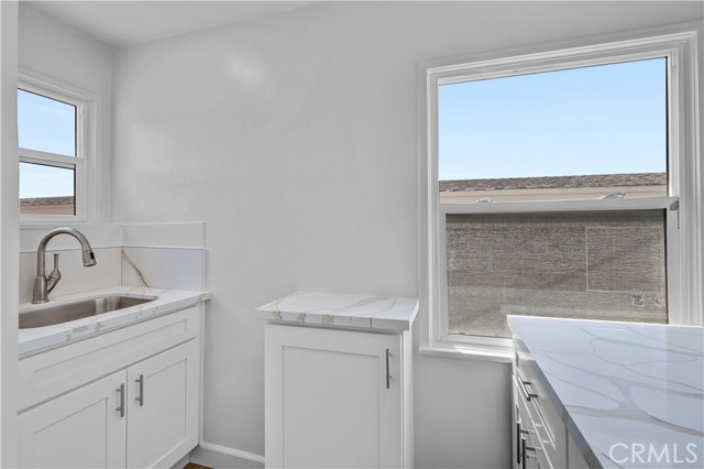 Detail Gallery Image 7 of 22 For 147 Avenida Rosa #B,  San Clemente,  CA 92672 - 1 Beds | 1 Baths