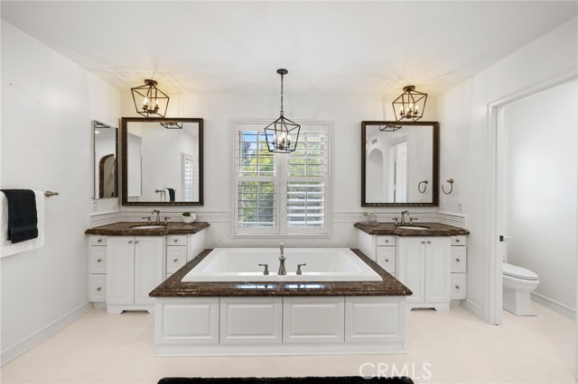 31 Prairie, Irvine CA: https://media.crmls.org/medias/e4d4b73d-1b59-4eac-80ee-9069c7799d29.jpg