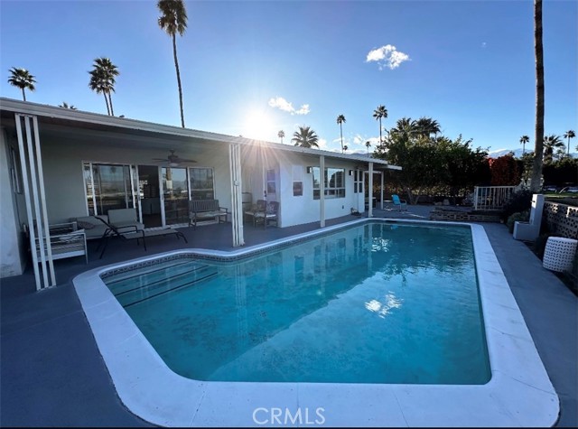 73590 Golf Course Lane, Palm Desert CA: https://media.crmls.org/medias/e4d627b7-1d9f-4023-ac45-cb438c83ba3d.jpg