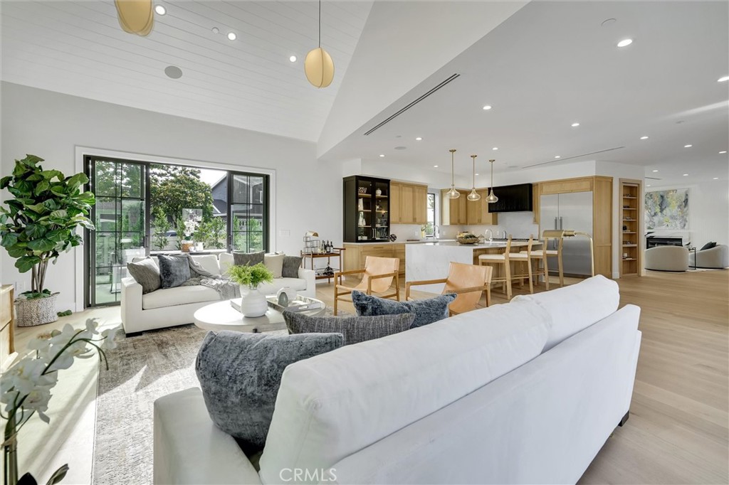 E4D71F23 88D2 4Da4 Ba39 76C417416F1A 6376 Nancy, Westchester, Ca 90045 &Lt;Span Style='BackgroundColor:transparent;Padding:0Px;'&Gt; &Lt;Small&Gt; &Lt;I&Gt; &Lt;/I&Gt; &Lt;/Small&Gt;&Lt;/Span&Gt;