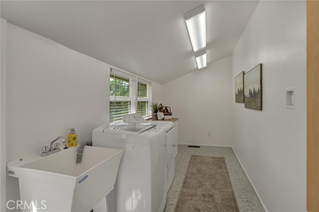 Detail Gallery Image 25 of 49 For 1764 Elm St, Chico,  CA 95928 - 2 Beds | 2 Baths