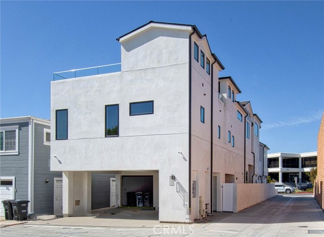 Detail Gallery Image 22 of 23 For 710 Avocado Ave a,  Corona Del Mar,  CA 92625 - 3 Beds | 3/1 Baths