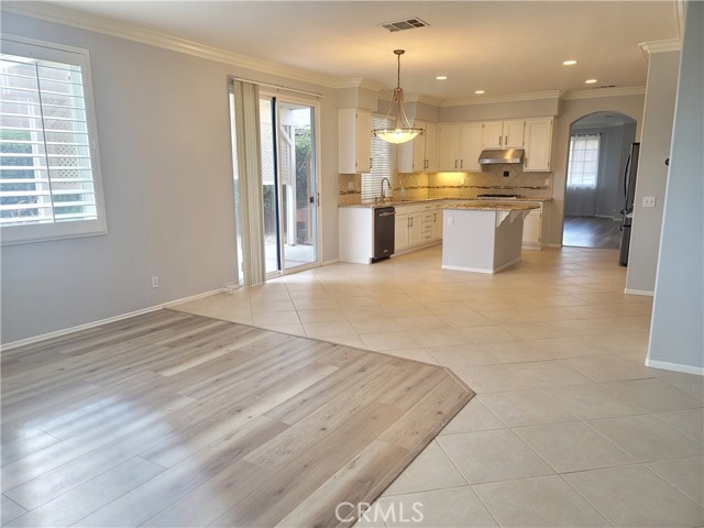 Detail Gallery Image 3 of 50 For 31163 Dog Leg Cir, Temecula,  CA 92591 - 4 Beds | 2/1 Baths