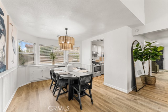 Detail Gallery Image 9 of 47 For 3300 W Avenue J3, Lancaster,  CA 93536 - 4 Beds | 3 Baths