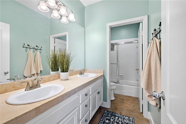 Detail Gallery Image 11 of 34 For 19361 Jasper Hill, Lake Forest,  CA 92679 - 4 Beds | 3 Baths