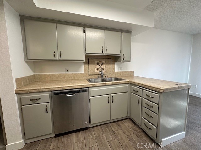 12621 Moordale Circle, Stanton CA: https://media.crmls.org/medias/e4d8c7e2-029d-410f-8e5d-fa6a3562f430.jpg