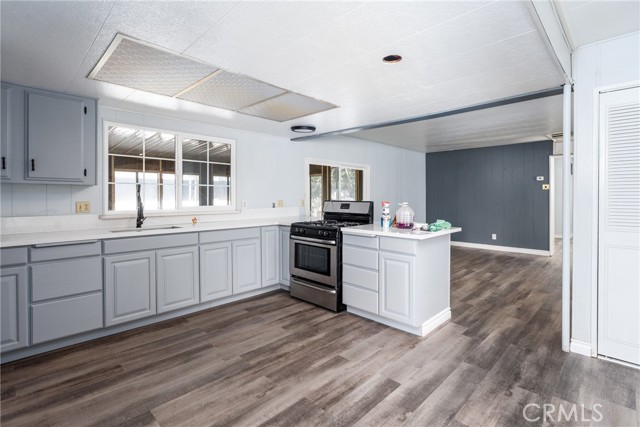 19146 Hinton Street, Hesperia CA: https://media.crmls.org/medias/e4d9c724-b02a-471b-9858-dcd074a74ed0.jpg