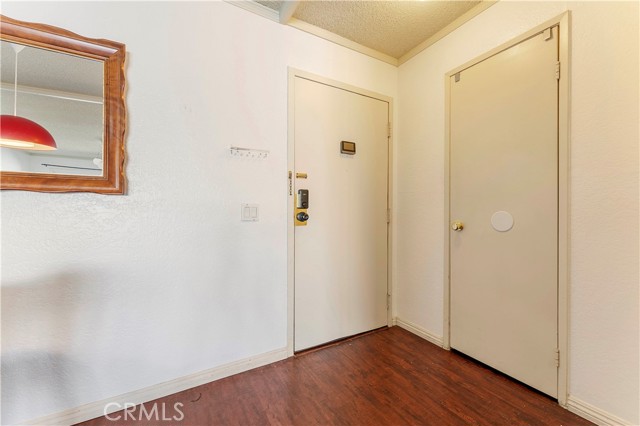 Detail Gallery Image 7 of 26 For 1620 Neil Armstrong St #206,  Montebello,  CA 90640 - 2 Beds | 2 Baths