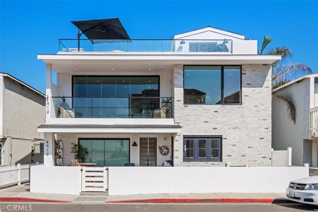 4916 SEASHORE Drive