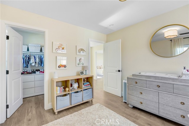 Detail Gallery Image 22 of 34 For 19920 Holly Dr, Saugus,  CA 91350 - 3 Beds | 2/1 Baths