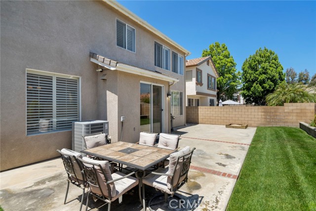 Detail Gallery Image 4 of 22 For 15863 Silver Springs Dr, Chino Hills,  CA 91709 - 4 Beds | 3 Baths