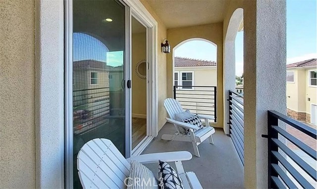 Detail Gallery Image 17 of 22 For 7796 Liberty Dr, Huntington Beach,  CA 92647 - 4 Beds | 3/1 Baths