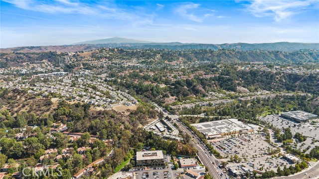 MLS #OC25265109 image #36