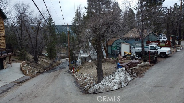 Image 3 of 7 For 702 Evergreen Lane