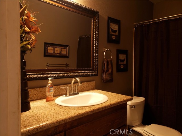 Detail Gallery Image 6 of 15 For 4866 Crest Ave, Riverside,  CA 92503 - 3 Beds | 2 Baths