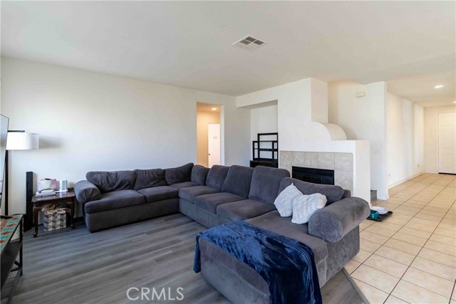 Detail Gallery Image 25 of 51 For 14761 Coachman, Victorville,  CA 92394 - 3 Beds | 2/1 Baths