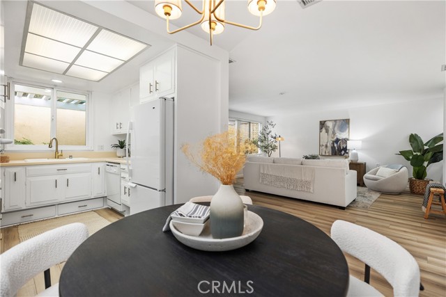 Detail Gallery Image 5 of 14 For 205 Avenida Majorca a,  Laguna Woods,  CA 92637 - 2 Beds | 2 Baths