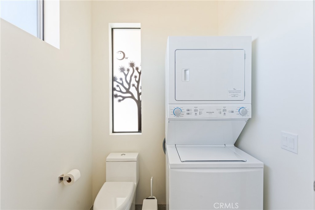 MLS #OC25252213 image #17