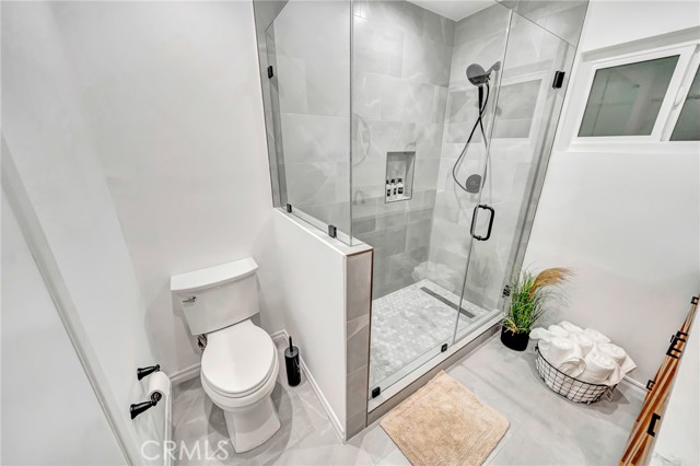 Detail Gallery Image 71 of 75 For 16127 Hartsook St, Encino,  CA 91436 - 4 Beds | 2/1 Baths