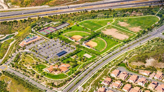 114 eversedge, Irvine CA: https://media.crmls.org/medias/e4df9e4d-fb12-475b-9fc6-530286801ecc.jpg