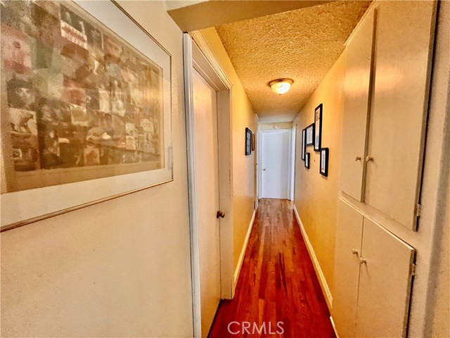 20637 Bryant Street, Winnetka CA: https://media.crmls.org/medias/e4e030c4-82e1-4efc-8a5f-5572c7ca8c91.jpg