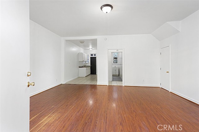 Detail Gallery Image 2 of 14 For 248 Columbia, Los Angeles,  CA 90026 - – Beds | – Baths