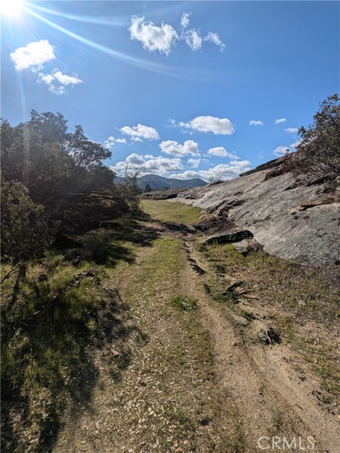 Detail Gallery Image 2 of 25 For 4181 Burl, Mariposa,  CA 95338 - – Beds | – Baths