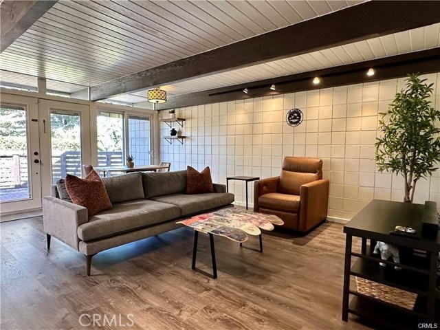 Detail Gallery Image 2 of 25 For 214 Del Gado Rd, San Clemente,  CA 92672 - 2 Beds | 1/1 Baths