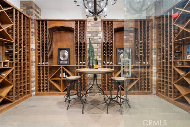 17528 Jayden Lane, Encino CA: https://media.crmls.org/medias/e4e2ccfe-c390-4e1c-8ad9-17bc685257f8.jpg