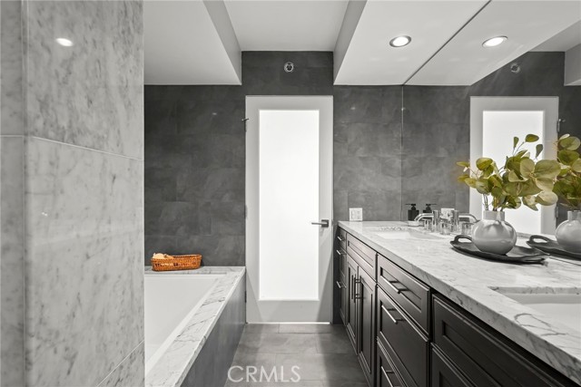 Detail Gallery Image 49 of 66 For 222 Monterey Rd #1203,  Glendale,  CA 91206 - 2 Beds | 2 Baths