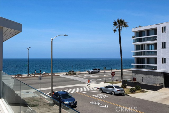 1400 Esplanade, Redondo Beach, California 90277, 4 Bedrooms Bedrooms, 0 ,4 BathroomsBathrooms,Residential,For Sale,Esplanade,0,SB26127556