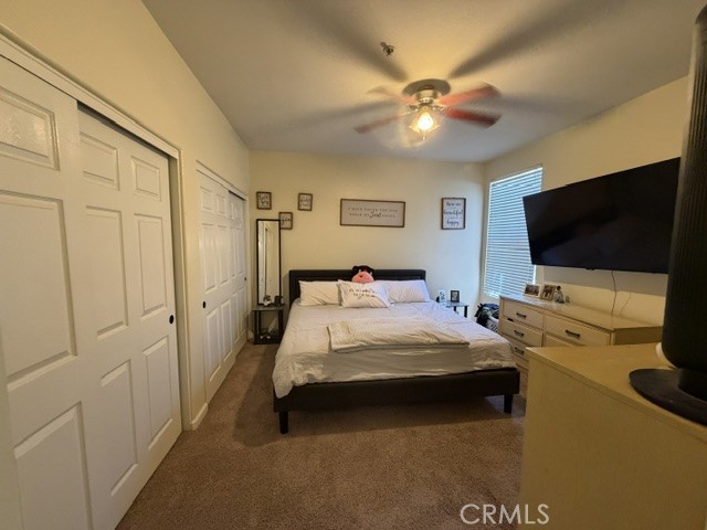 https://media.crmls.org/medias/e4e370fb-417c-466a-a98d-0a676b3160d3.jpg?preset=X-Large