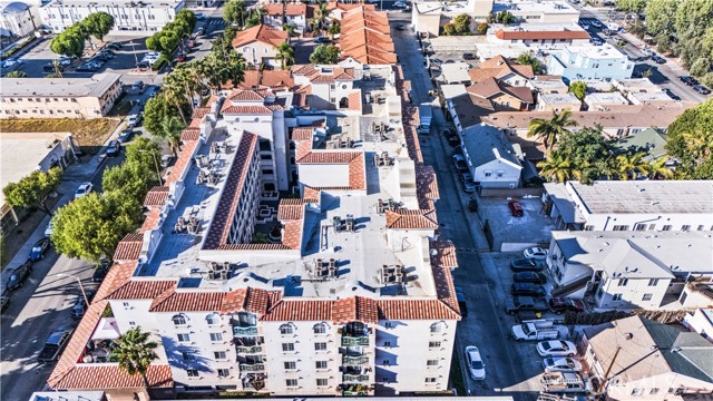 Detail Gallery Image 6 of 41 For 7018 404 Rita, Huntington Park,  CA 90255 - 3 Beds | 2 Baths