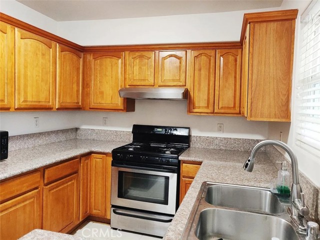 Detail Gallery Image 5 of 22 For 3711 Baldwin St #904,  Los Angeles,  CA 90031 - 2 Beds | 2 Baths