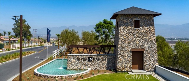 Detail Gallery Image 17 of 19 For 2590 Hannah Creek Ln, Rialto,  CA 92377 - 3 Beds | 2/1 Baths