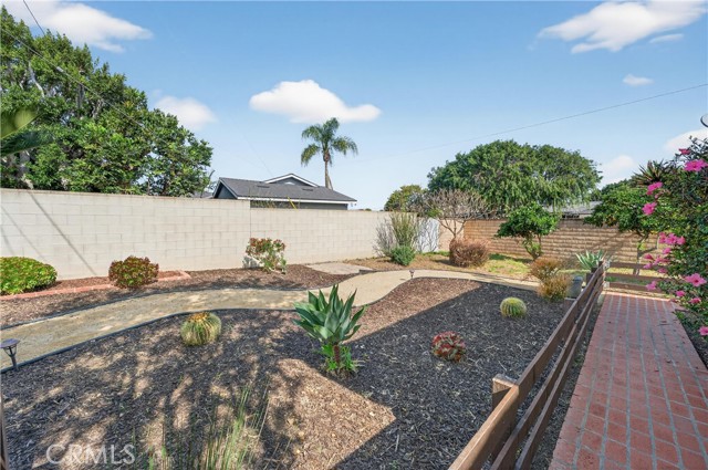 Detail Gallery Image 49 of 61 For 3023 Murray, Costa Mesa,  CA 92626 - 4 Beds | 2 Baths