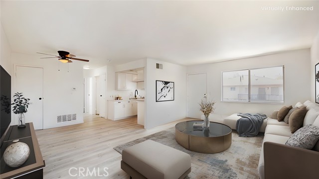 1070 W Calle de las Estrellas, Azusa CA: https://media.crmls.org/medias/e4e4a503-46ae-42e4-b7b1-fcdfc42b1af3.jpg