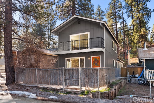 Detail Gallery Image 6 of 44 For 314 W Aeroplane, Big Bear City,  CA 92314 - 2 Beds | 2 Baths